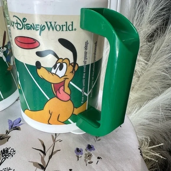 Disney Travel Mugs - Picture 6 of 8